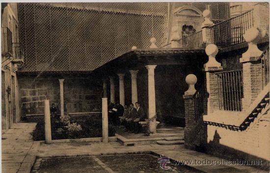 Postales: VALLADOLID.-CASA DE CERVANTES.-ESCALINTATA Y CONJUNTO DEL MONUMENTO