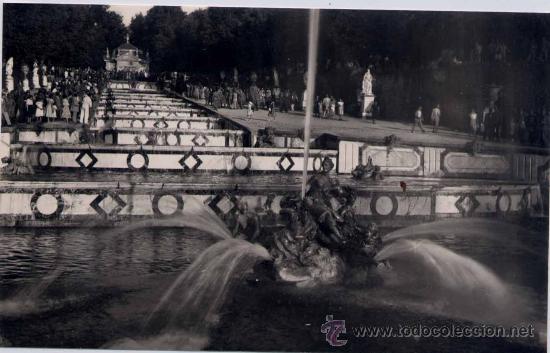 Postales: LA GRANJA( SEGOVIA).- CASCADA Y FUENTE DE ANFITRITE