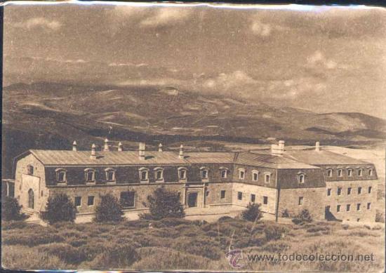 Postales: PARADOR NACIONAL DE GREDOS (&Aacute;VILA).- VISTA GENERAL
