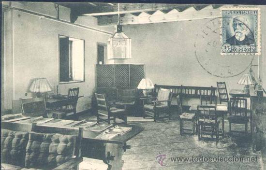 Postales: PARADOR NACIONAL DE GREDOS (&Aacute;VILA).- SAL&Oacute;N