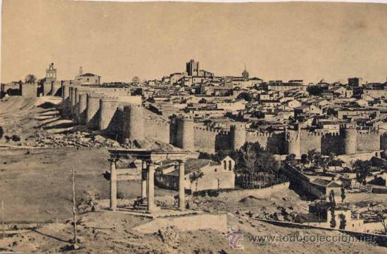 Postales: &Aacute;VILA.- VISTA DE LA CIUDAD Y LAS MURALLAS