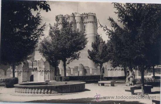 Postales: COCA (SEGOVIA).- EL CASTILLO Y JARDINES - Foto 1