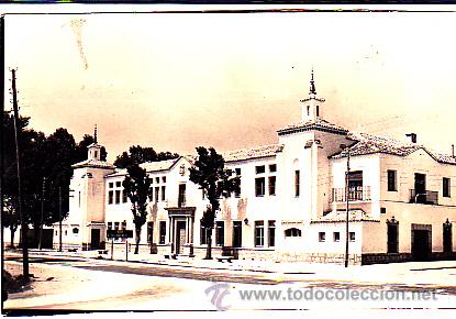 Postales: POSTAL PE&Ntilde;ARANDA DE BRACAMONTE INSTITUTO LABORAL - Foto 1