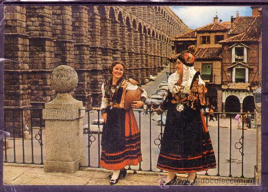 Postales: SEGOVIA MUCHACHAS TIPICAS - Foto 1