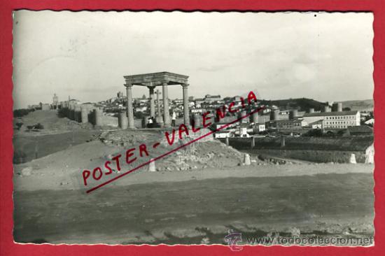 Postales: AVILA, LOS CUATRO POSTES Y VISTA GENERAL,     P62735