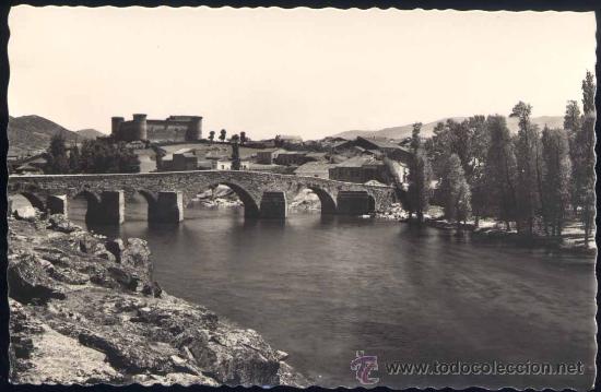 Postales: BARCO DE &Aacute;VILA (&Aacute;VILA).- RIO TORMES Y PUENTE ROMANICO
