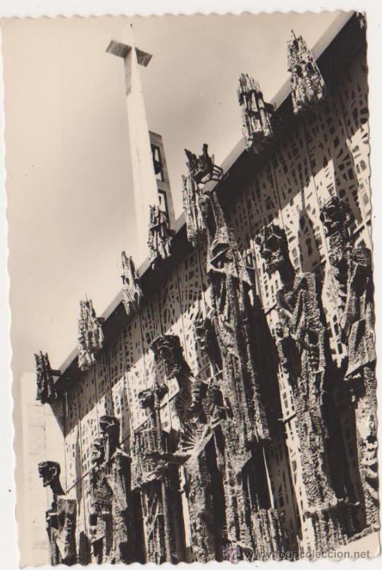 Postales: Leon Santuario de la Vigen del Camino,fachada principal,detalle