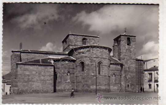Postales: Avila.  59. Abside y torre de la Iglesia de San Pedro. Rom&aacute;nico. Garcia Garrabella. Sin circular.