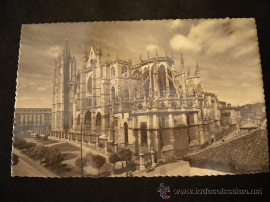 Postales: Postal de Leon la catedral abside y fachada del mediodia.