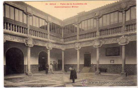 Postales: Avila. 31. Patio de la Academia de Administracion miliar. Lucas Martin. Sin circular.