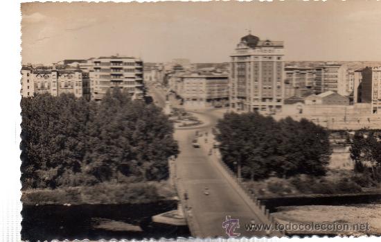 Postales: TARJETA POSTAL DE LEON - VISTA PARCIAL. 34 ED.AISA