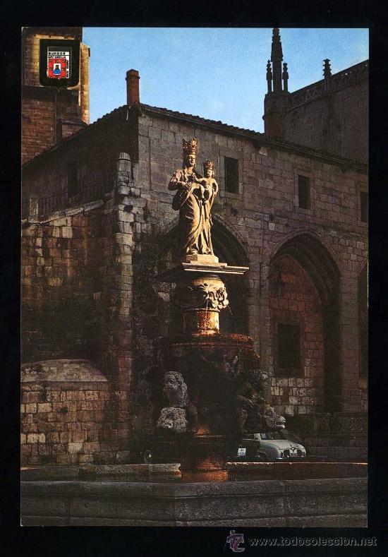 Postales: Burgos. *Fuente y Plaza de Santa Mar&iacute;a* A. Subirats Casanovas n&ordm; 106. Nueva.