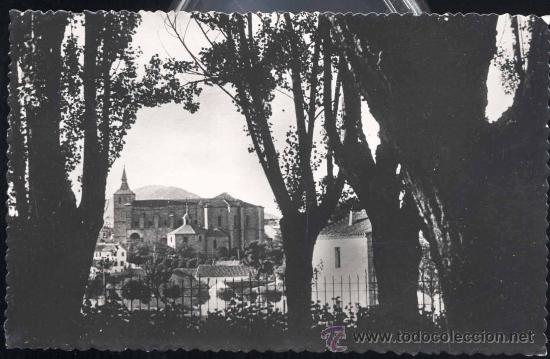 Postales: EL ESPINAR (SEGOVIA).- INTERIOR DEL PARQUE