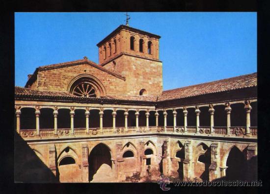 Postales: Santa Mar&iacute;a de Huerta. *Claustro...* Ed. Hel. Artistica Esp. n&ordm; 8. Nueva.