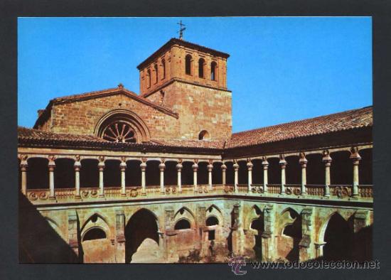 Postales: Santa Mar&iacute;a de Huerta. *Claustro...*  Ed. Hel. Artistica Esp. n&ordm; 8. Dorso sin escudo. Nueva