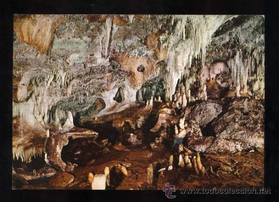 Postais: Arenas de San Pedro. *Gruta de El Aguila...* Ed. Vistabella n&ordm; 25. Nueva.
