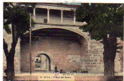Postales: Avila. 12. Puerta del Rastro. Sin circular. No figura editor.