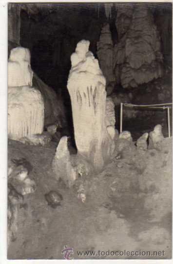 Postales: Avila. Cuevas de Arenas de San Pedro. 1965. Fotogr&aacute;fica. Sin reverso.