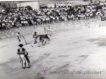 Postales: Avila. Foto de 9 x 9 cm. Plaza de toros. Las Navas del Marques.