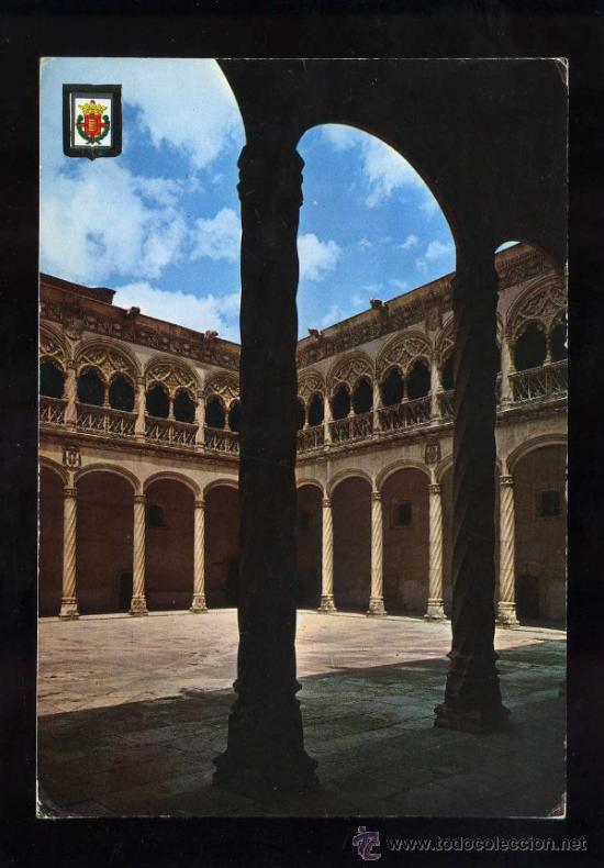 Postales: Valladolid. *Patio San Gregorio...* Ed. Escudo de Oro n&ordm; 26. Nueva.