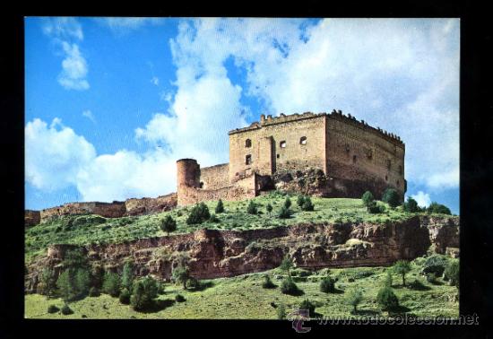 Postales: Pedraza de la Sierra. Serie *Castillos de Espa&ntilde;a* Ed. Vistabella - L.M. n&ordm; 19.  Nueva.