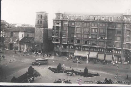 Postales: LE&Oacute;N.- PLAZA DE SANTO DOMINGO