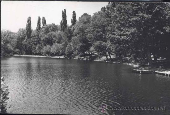 Postales: LAS NAVAS DEL MARQUES (AVILA).- CIUDAD DUCAL-LAGO