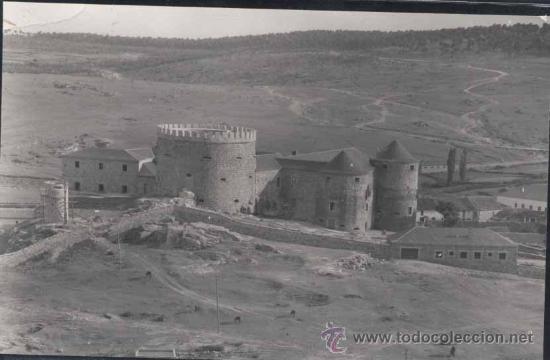 Postales: LAS NAVAS DEL MARQUES (AVILA).-ESCUELA NCAL DE INSTRUCTORAS ISABEL LA CATOLICA.-SECCION FEMENINA F.E
