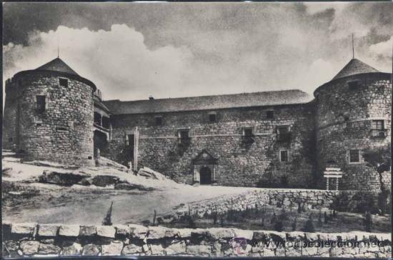 Postales: LAS NAVAS DEL MARQUES (AVILA).-ESCUELA NCAL DE INSTRUCTORAS ISABEL LA CATOLICA.-SECCION FEMENINA F.E