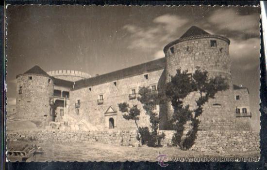 Postcards: TARJETA POSTAL DE NAVAS DEL MARQUES - ESCUELA NACIONAL DE INSTRUCTORAS ISABEL LA CATOLICA. FOTO EMA