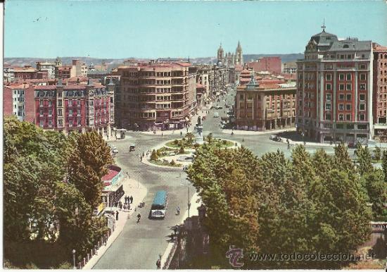 Postales: POSTAL: LEON - PLAZA DE GUZM&Aacute;N EL BUENO Y AVENIDA DE ORDO&Ntilde;O II