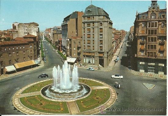 Postales: LEON.-PLZA.SANTO DOMINGO Y AVDAS.GRAL.SANJURJO Y PADRE ISLA.-EDI.GARCIA GARRABELLA