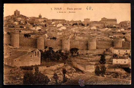 Postales: 1. Avila. Vista parcial. L. Roisin. Tiene un peque&ntilde;o corte en la parte superior. No circulada.