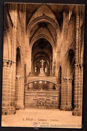Postales: 3. Avila. Catedral .Interior. L. Roisin. No circulada.
