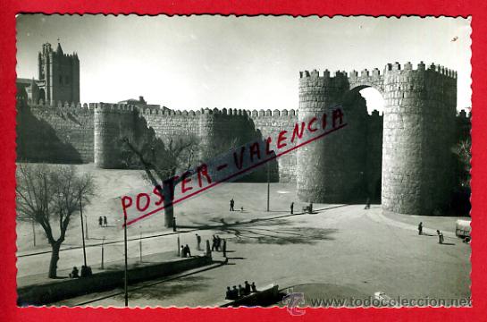 Postales: POSTAL AVILA, PUERTA DE SAN VICENTE Y CATEDRAL,    P74734