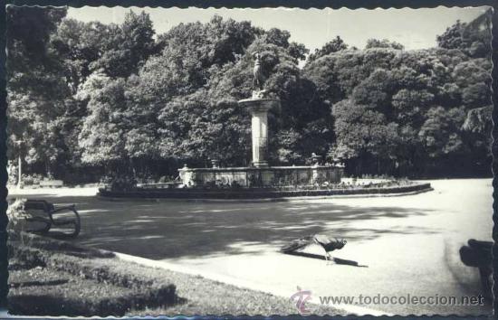 Postales: VALLADOLID.- CAMPO GRANDE.-FUENTE DEL ANGEL