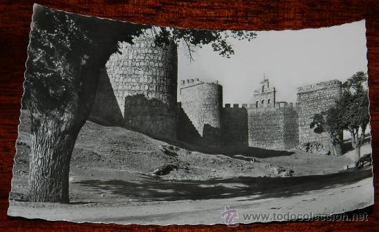 Postales: ANTIGUA FOTO POSTAL DE AVILA, N. 45, UN DETALLE DE LAS MURALLAS, ED. GARCIA GARRABELLA, NO CIRCULADA