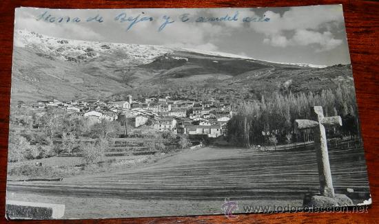Postkarten: ANTIGUA FOTO POTAL DE BEJAR (SALAMANCA) VISTA PARCIAL, SIERRA DE REJAS Y CANDELARIO . FOTO REQUENA,