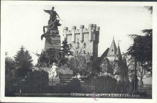 Postales: SEGOVIA.- MONUMENTO A DAOIZ Y VELARDE - Foto 1