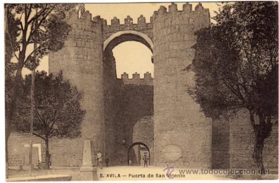 Postales: BONITA POSTAL - AVILA - PUERTA DE SAN VICENTE - AMBIENTADA
