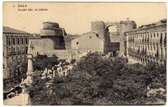 Postales: BONITA POSTAL - AVILA - PLAZA DEL ALCAZAR - AMBIENTADA