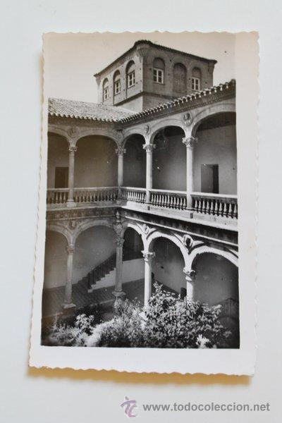 Postales: Postal. Medina del Campo. &Aacute;ngulo del claustro del Palacio de Due&ntilde;as. Ed. Arribas.