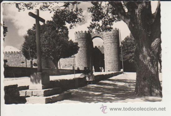 Postales: Avila Puerta de San Vicente