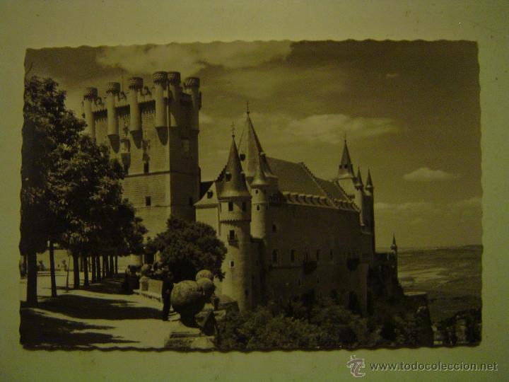 Postales: POSTAL DE SEGOVIA-3.- FACHADA PRINCIPAL DEL ALC&Aacute;ZAR.