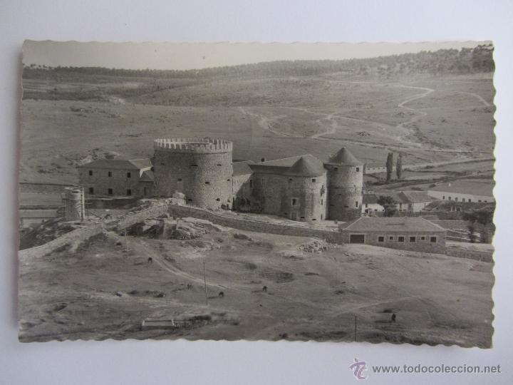 Postkarten: Postal de Las Navas del Marqu&eacute;s. Escuela Nacional de Instructoras Isabel la Cat&oacute;lica Secci&oacute;n femeni
