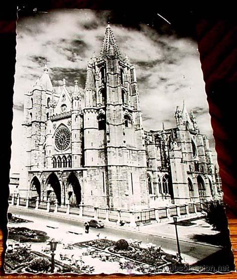 Postales: ANTIGUA POSTAL DE LEON - LA CATEDRAL - NO CIRCULADA - ED.ARRIBAS.