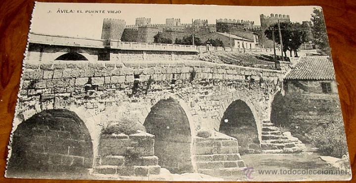 Postales: ANTIGUA POSTAL DE AVILA - EL PUENTE VIEJO . HAUSER Y MENET . SIN CIRCULAR