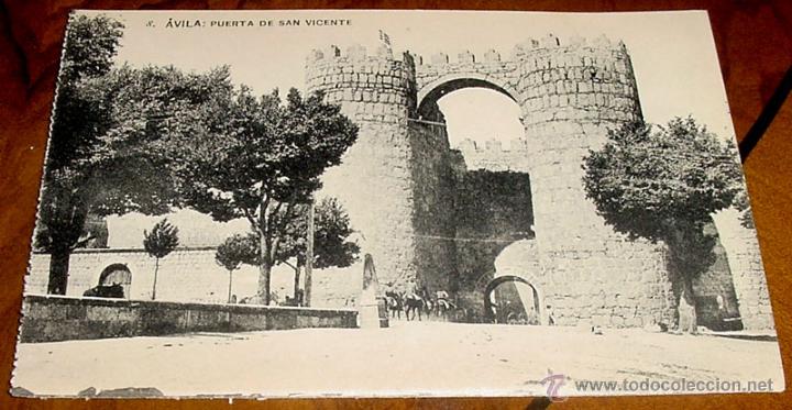 Postales: ANTIGUA POSTAL DE AVILA - PUERTA DE SAN VICENTE. HAUSER Y MENET . SIN CIRCULAR