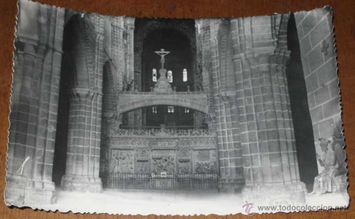 Postales: ANTIGUA FOTO TAMA&Ntilde;O POSTAL DE AVILA - CATEDRAL, NAVE CENTRAL Y TRASCORO.