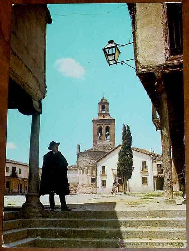 Postales: ANTIGUA POSTAL DE AREVALO - AVILA - CALLE DEL CLAVEL - CIRCULADA - ED. MARINO ROYUELA.
